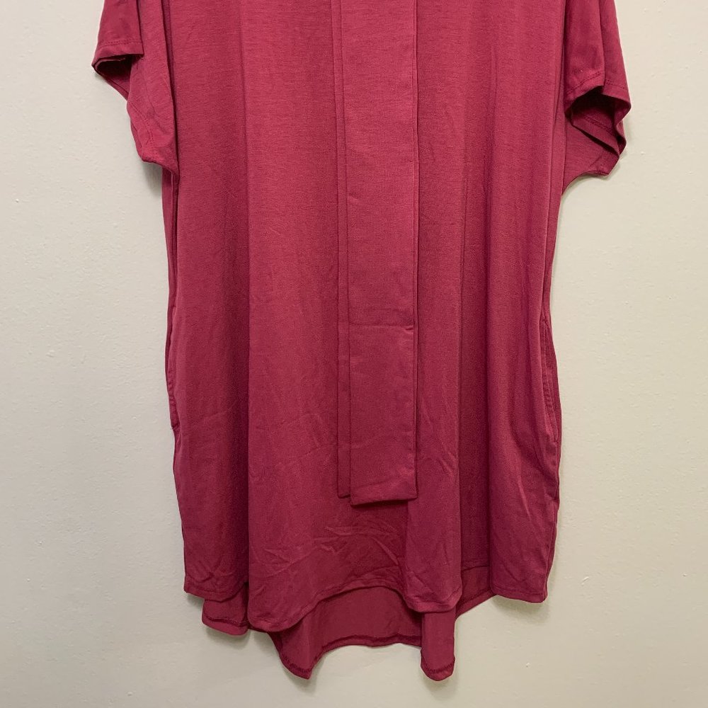 LuLaRoe Mitzi- Solid Raspberry - Picture 2 of 3